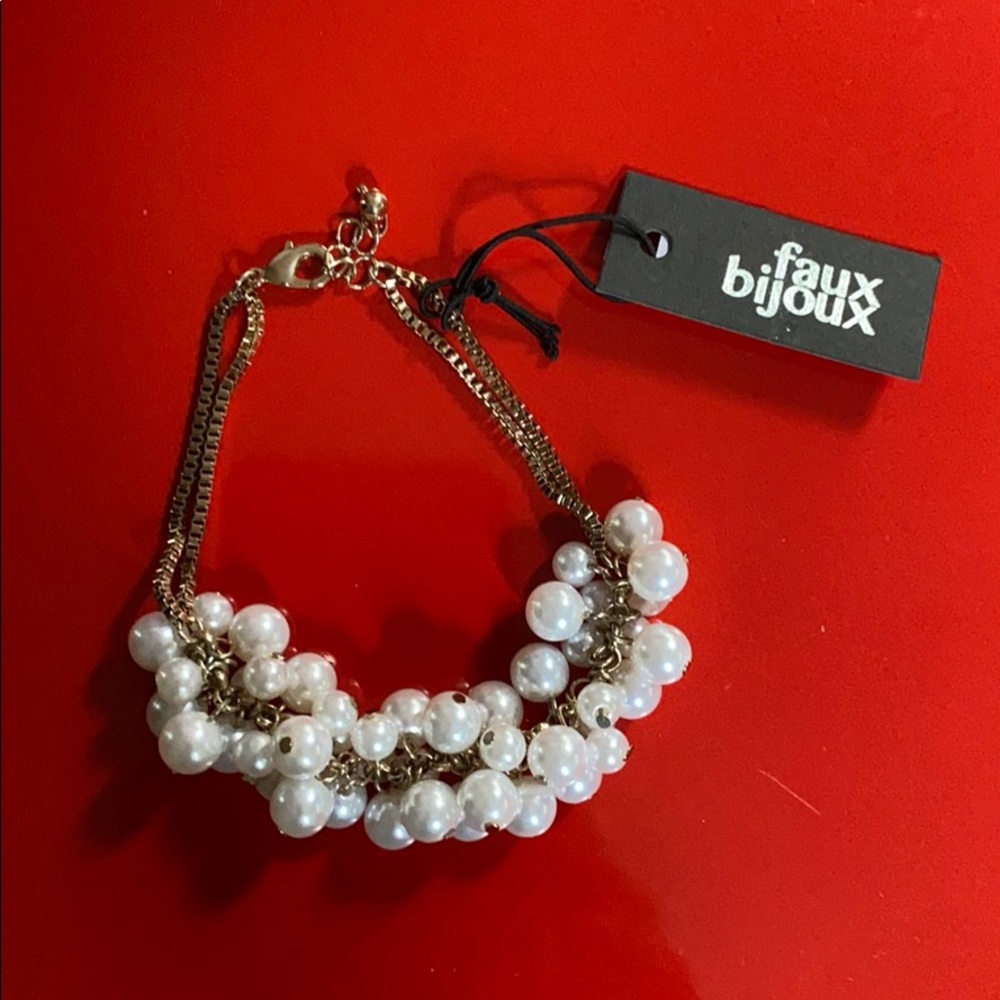 Gold metal and faux pearl cluster bracelet